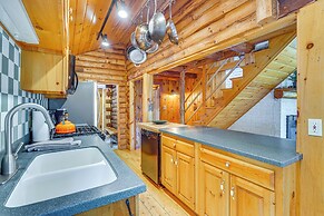 Picture-perfect Vermont Mtn Cabin w/ Hot Tub!