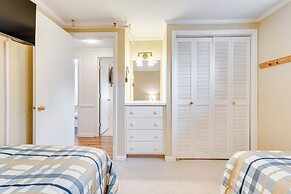 Renovated Ski-in/ski-out Peru Condo at Bromley Mtn