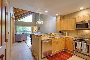 Chillside Chalet: Modern West Vail Townhouse!