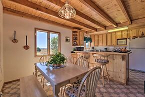 Questa Home w/ Views - 13 Mi to Red River Skiing!