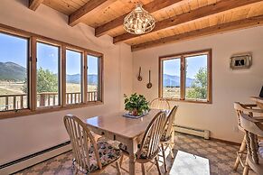 Questa Home w/ Views - 13 Mi to Red River Skiing!