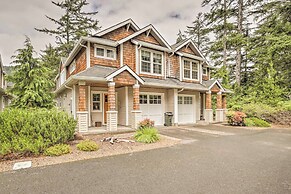 Spacious Family Townhome: Walk to Beach & Downtown