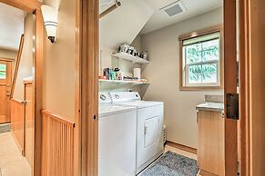 Spacious Family Townhome: Walk to Beach & Downtown