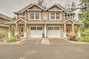 Spacious Family Townhome: Walk to Beach & Downtown