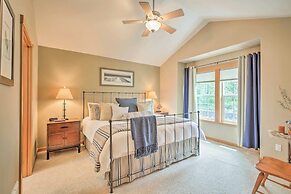 Spacious Family Townhome: Walk to Beach & Downtown