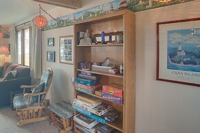 Serene Lakefront Baileys Harbor Home w/ Deck!