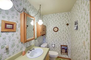 Serene Lakefront Baileys Harbor Home w/ Deck!