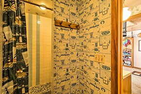 Serene Lakefront Baileys Harbor Home w/ Deck!