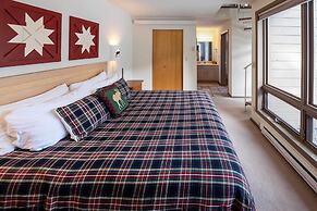 Steps to Ski Lifts - Condo w/ Walk-out Patio!