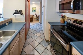 Steps to Ski Lifts - Condo w/ Walk-out Patio!