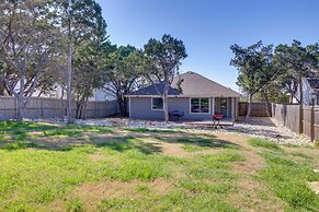 Canyon Lake Home w/ Grill ~ 1 Mi to Boat Ramp