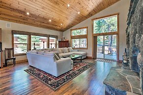 Truckee Escape w/ Hot Tub Near Ski Resorts