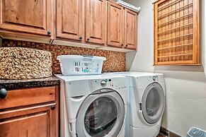 Truckee Escape w/ Hot Tub Near Ski Resorts