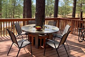 Forested Ruidoso Condo w/ Deck & Fireplace!
