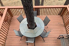 Forested Ruidoso Condo w/ Deck & Fireplace!