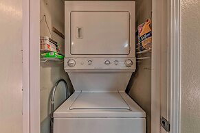 Forested Ruidoso Condo w/ Deck & Fireplace!