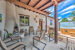 Luxe Ruidoso Home w/ Hot Tub + Mountain Views
