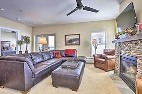 Ski-in/ski-out Granby Base Camp Escape w/ Balcony