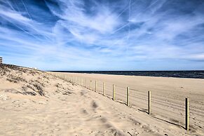 Steps to Beach: Ocean City Getaway w/ Pool Access!