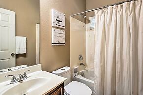 Family-friendly Lincoln Home: 8 Mi to Casino!