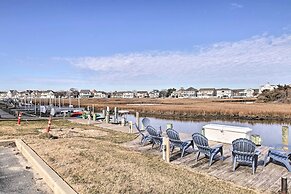 Canal Views & Community Pool: Ocean City Condo