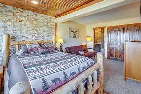 Ski-in/ski-out Granby Ranch Escape With Balcony!