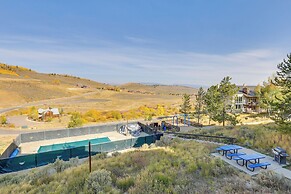 Ski-in/ski-out Granby Ranch Escape With Balcony!