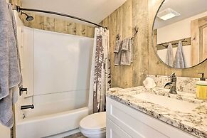 < Half Mi to Ski Lifts: Cozy Granby Ranch Studio!