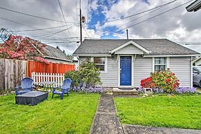 Lovely Tacoma Cottage w/ Fire Pit, Near Dtwn!