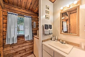 Waterfront Sekiu Escape - 9 Mi to Neah Bay!