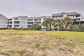 Gulf Views & Patio: Lovely Galveston Condo!