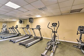 Gulf Views & Patio: Lovely Galveston Condo!