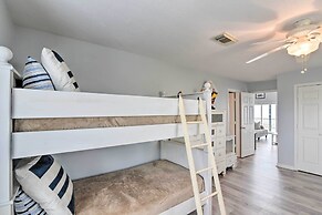 Oceanfront Galveston Home - Walk to Beach!