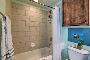 Pointe West Family Retreat: Balcony & Ocean Views!