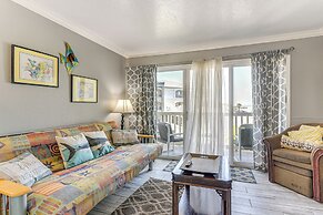 Walk to Pier & Beach: Coastal Condo in Galveston!