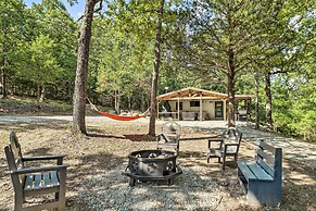 Remodeled Cabin w/ Fire Pit on Norfork Lake!