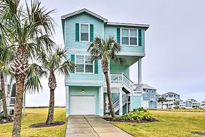 Breezy Galveston House w/ 2 Decks & Ocean Views!