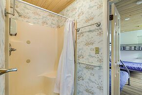 Steps to Beach: Home w/ Deck in Galveston!