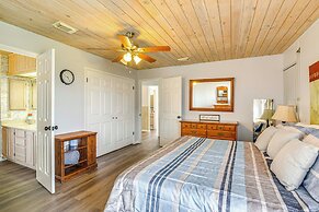 Steps to Beach: Home w/ Deck in Galveston!