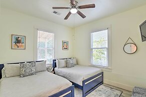 1/2 Mi to Beach & Seawall: Galveston Getaway!