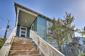 1/2 Mi to Beach & Seawall: Galveston Getaway!