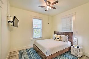 1/2 Mi to Beach & Seawall: Galveston Getaway!