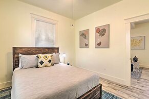 1/2 Mi to Beach & Seawall: Galveston Getaway!