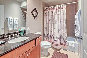 Oceanfront Galveston Condo: Balcony & Pool Access!