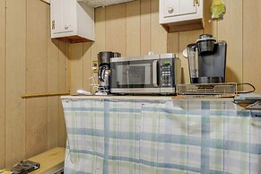 Near Hiking & Skiing: Home in Wilmington!