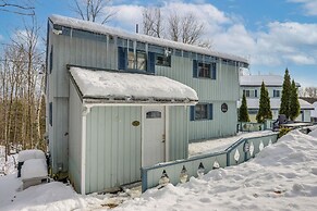 Near Hiking & Skiing: Home in Wilmington!