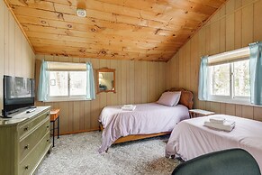 Near Hiking & Skiing: Home in Wilmington!