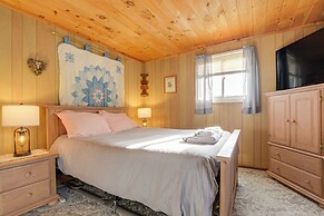 Near Hiking & Skiing: Home in Wilmington!