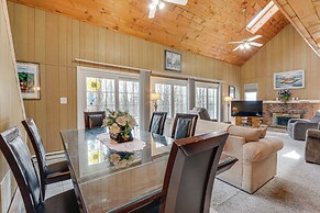 Near Hiking & Skiing: Home in Wilmington!