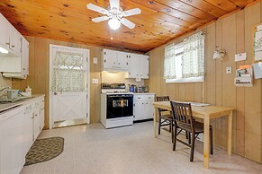 Near Hiking & Skiing: Home in Wilmington!